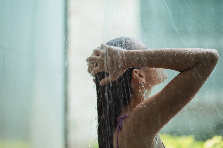 “The Surprising Eco-Friendly Benefits of Skipping a Hair Wash